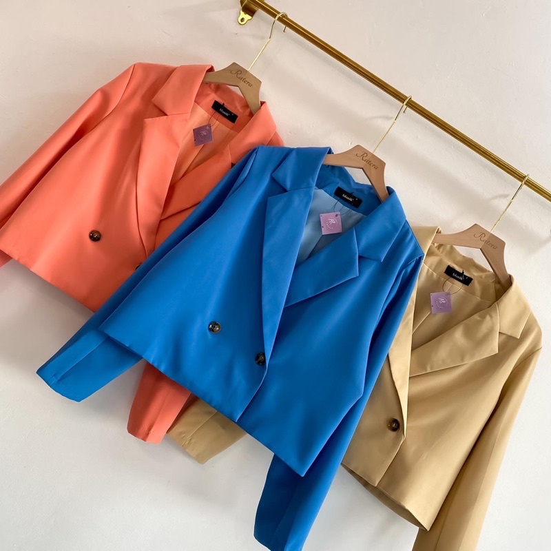 AMANDA BLAZER | BLANIK BLEZER CROP WANITA LENGAN PANJANG POLOS