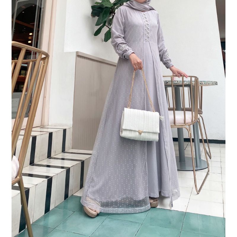 Preloved Manika Dress by House of Amee Grey size XS