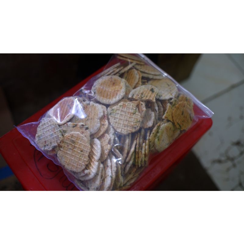 

Simpring Kacang/Kue gapit 250gr