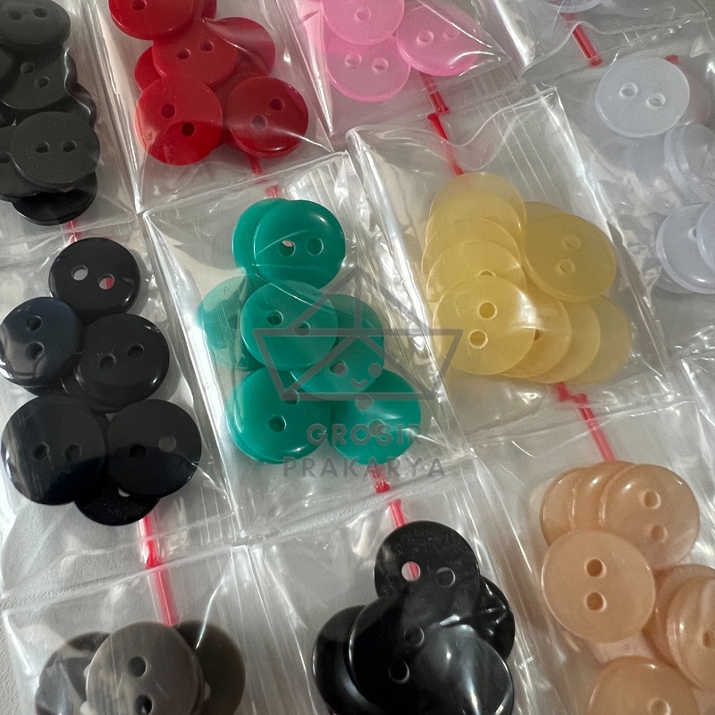 Kancing Baju Ukuran 1.15 mm 1 Pack Isi 10pcs Warna Warni Berbahan Plastik Kualitas Bagus Murah Jahitan Perlengkapan Menjahit Rumah Tangga Kemeja Perlengkapan Alat Menjahit Bros Kerajinan Tangan Grosir Prakarya Malang