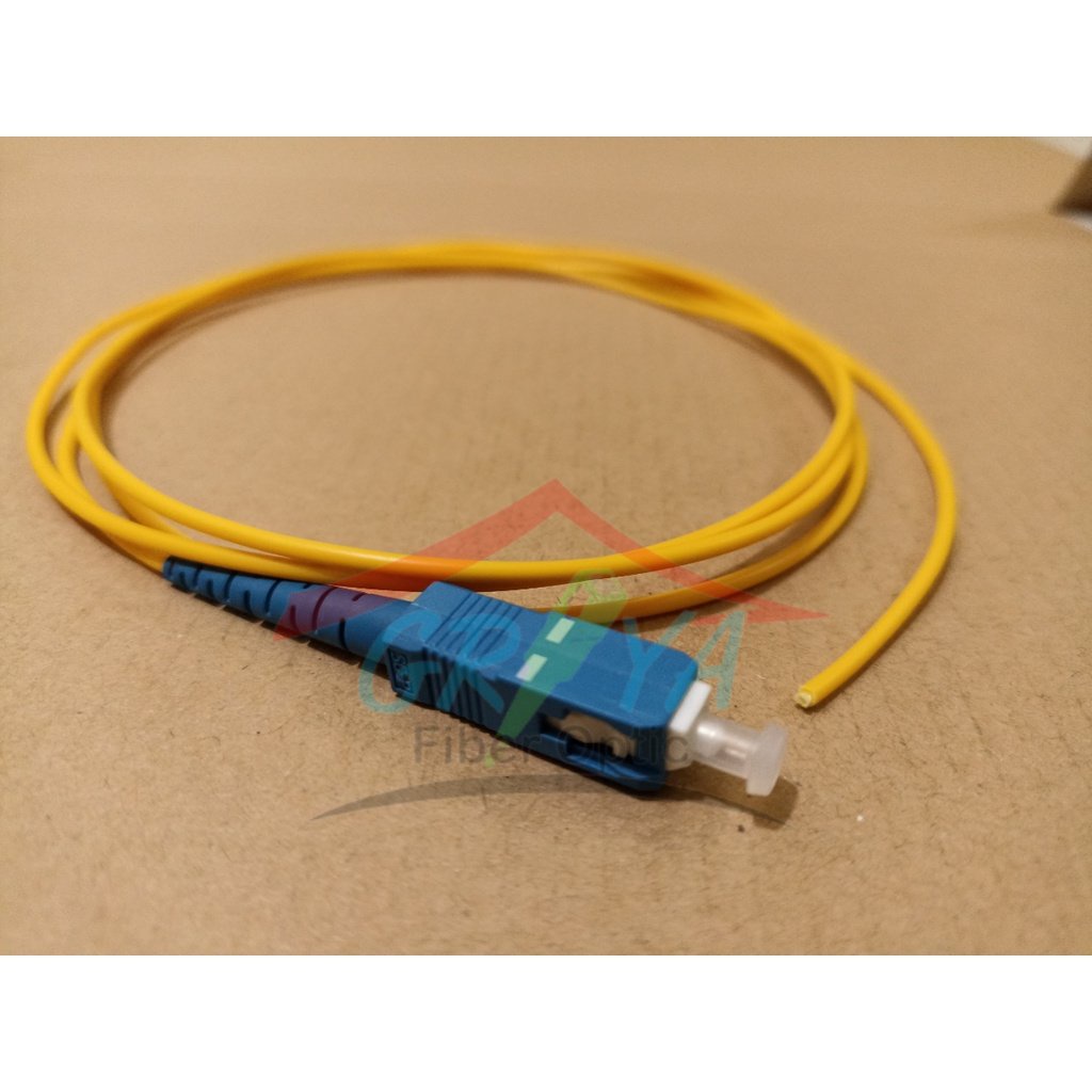 pigtail sc upc 3mm fiber optik Pigtail 3mm SC UPC panjang 1 meter