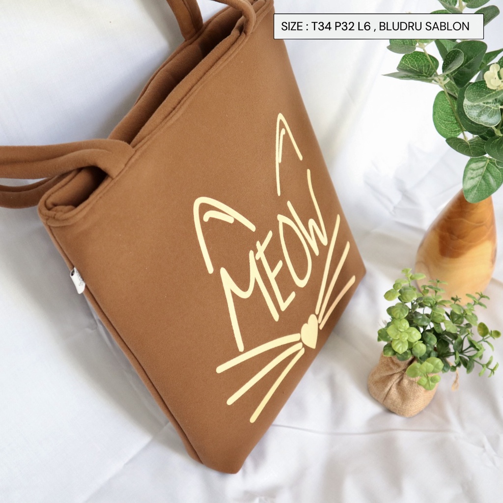 Totebag cewek cowok motif lucu Kanvas Print Bisa Costum Harga Grosir Murah Pengrajin Tas Semarang