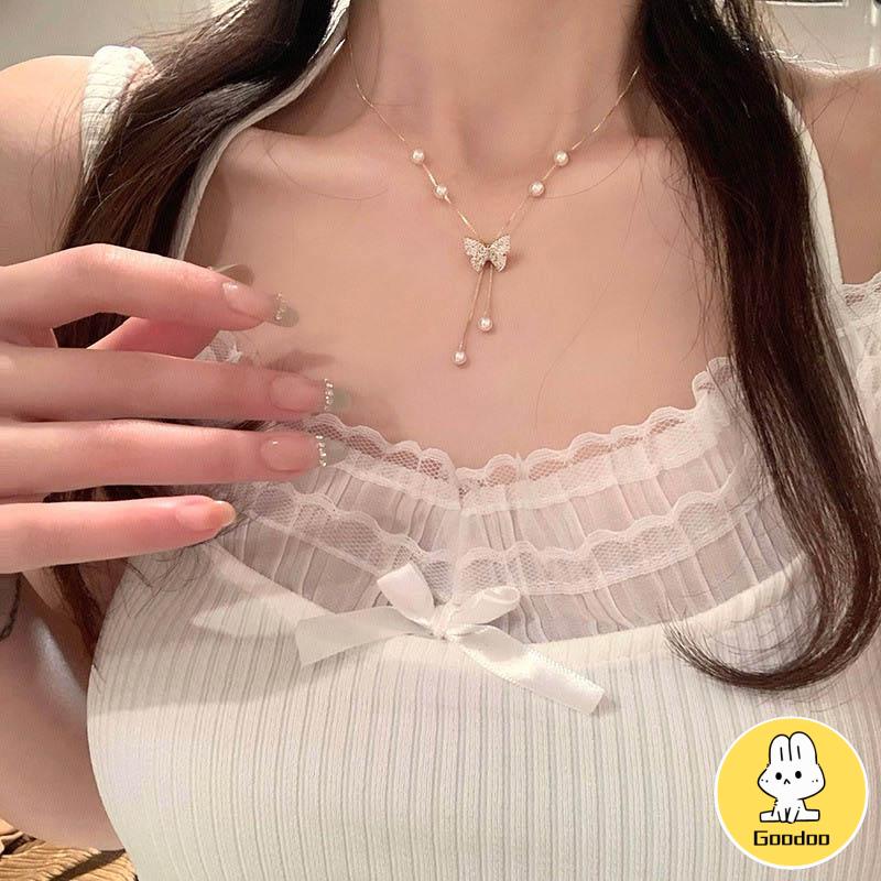 Kalung Mutiara Kupu-kupu Cahaya Mewah Niche High-end Desain Rasa Kalung Rantai Tulang Selangka -Doo