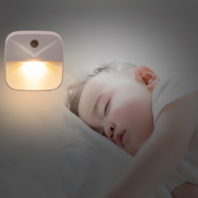 Lampu Malam LED Wireless Sensor Otomatis On / Off Plug EU / US Untuk Koridor / Kamar Tidur Anak