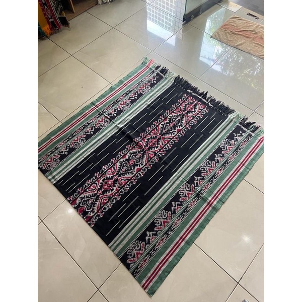 Kain tenun blanket etnik motif toraja sulawesi kalimantan dayak