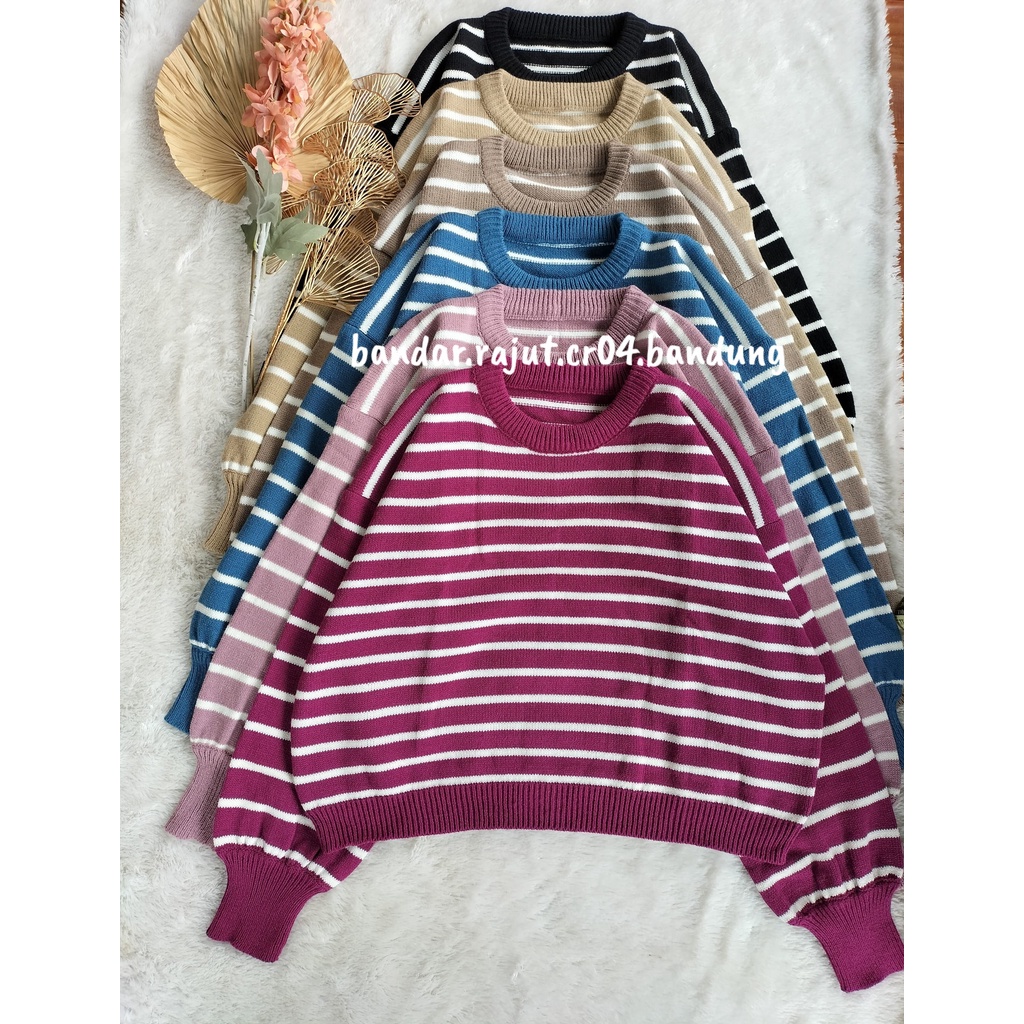 SWEATER OVERSIZE CROP DEVINA MOTIF STRIPPY BRANDED 7 GATE