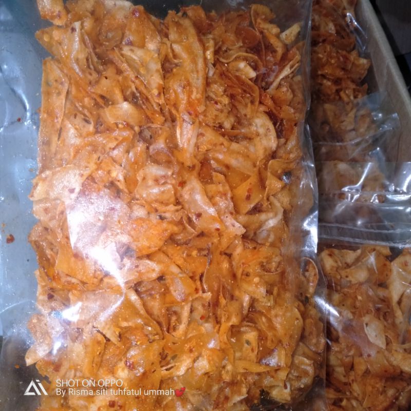 

Keripik singkong kriwil pedas gurih 250 gram