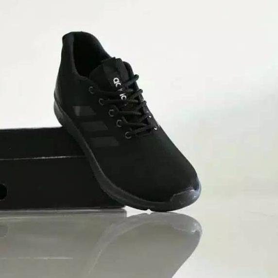 Paling Diminati Sepatu Sneakers Adidas // Sepatu Adidas Hitam Putih // Sepatu Sekolah Hitam Polos//S