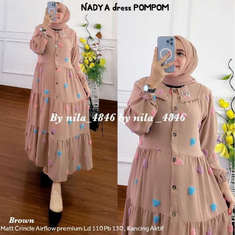 NADYA DRESS MAXY POMPOM