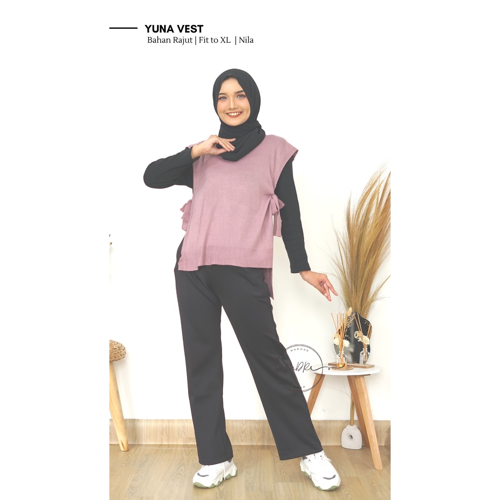 Yuna Vest Rompi Tali Rajut Premium / Rompi Rajut Andin Knit Outer Fashion Wanita Jumbo Terlaris / Vest Korean Style Tebal Tanpa Lengan Model Terbaru / Ilo Vest Atasan Wanita Bahan Rajut Kekinian