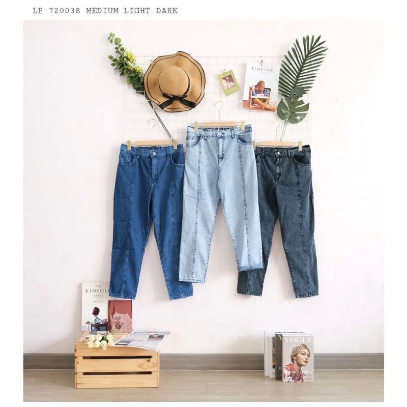 boyfriend jeans button loop