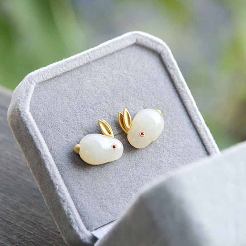 Anting Tusuk Gantung Wanita Desain Kelinci Gaya Trendy / Elegan / Simple Untuk Tahun Baru