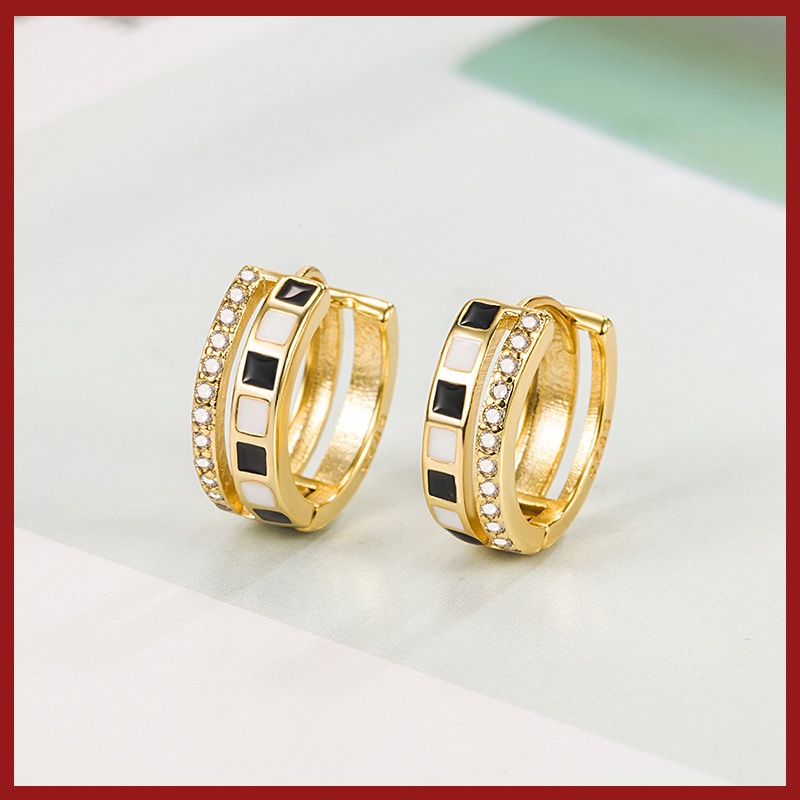 Anting Tusuk Lapis Emas Putih 18K Model Papan Catur Aksen Berlian Imitasi Untuk Wanita U1069