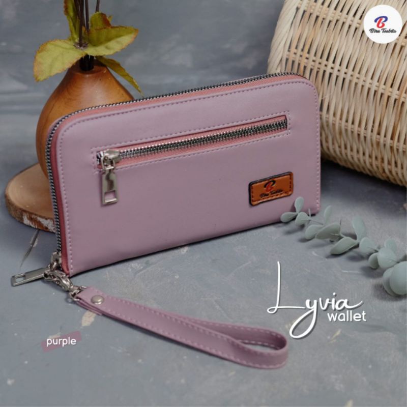 Dompet Lyvia by Biru tsabita