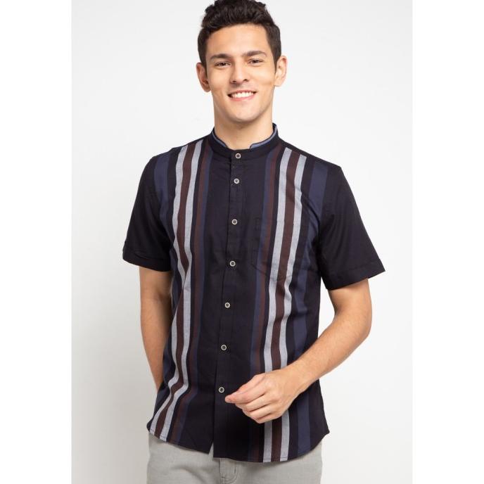 MOC KEMEJA KOKO LENGAN PENDEK PRIA MODERN FIT STRIPOW-BLACK GH66GF6GT