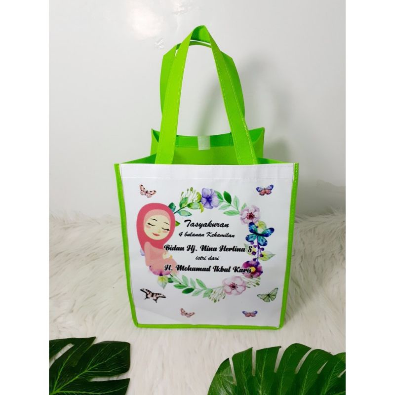 

Tas Hajatan Syukuran 4/7 bulanan Kehamilan/Tas box Muat Nasi kotak 20x20 Custom