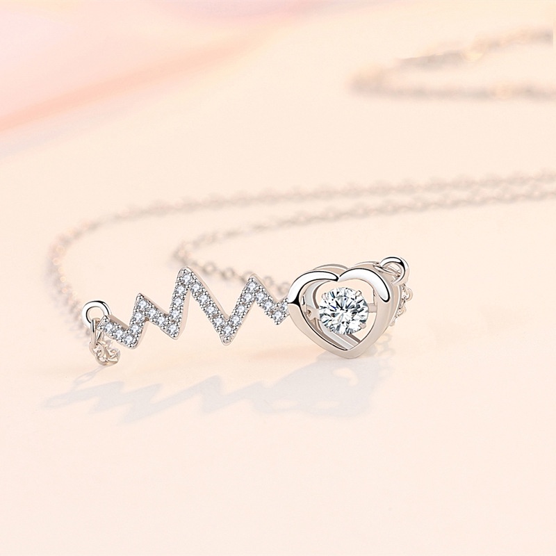 Kalung Rantai Klavikula Desain Hati ECG Bahan Titanium Steel S925 Silver Aksen Berlian