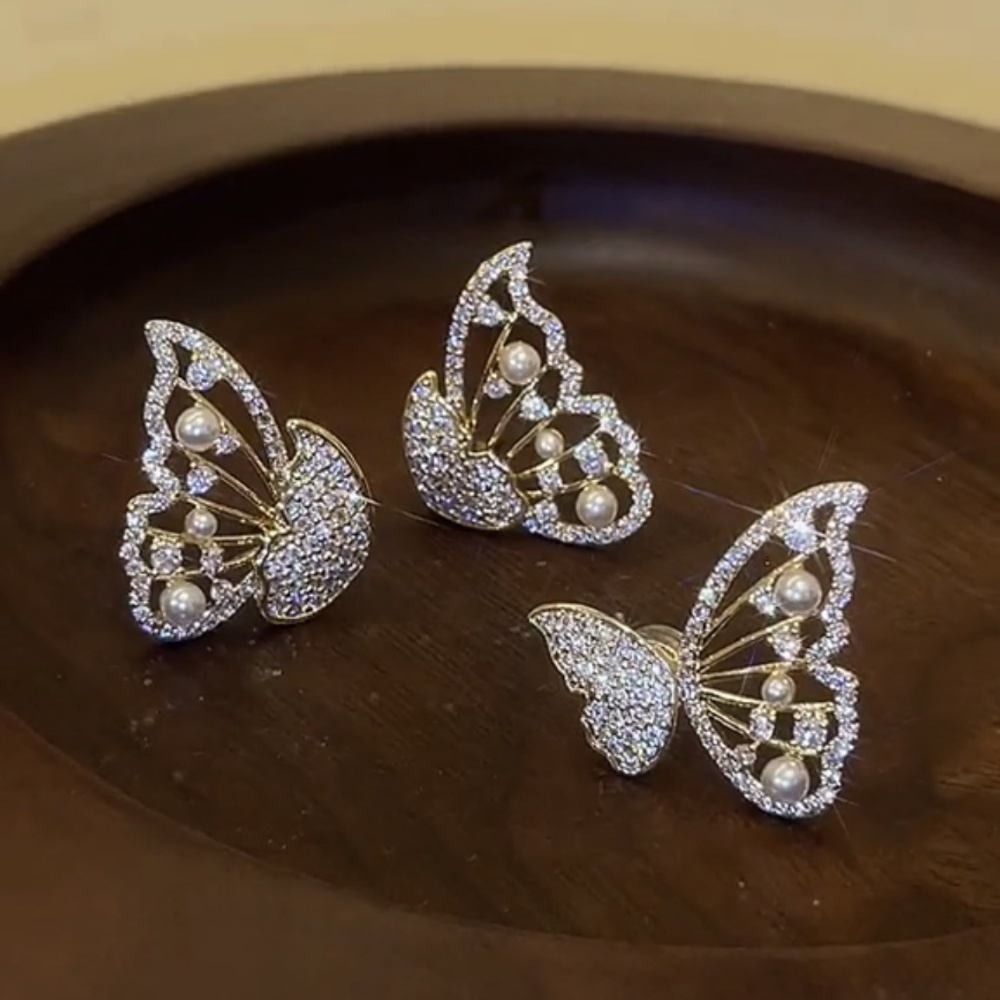 Anting Tusuk Dua Lapis Bentuk Kupukupu Micro Butterfly Dapat Dilepas Untuk Wanita Butterfly