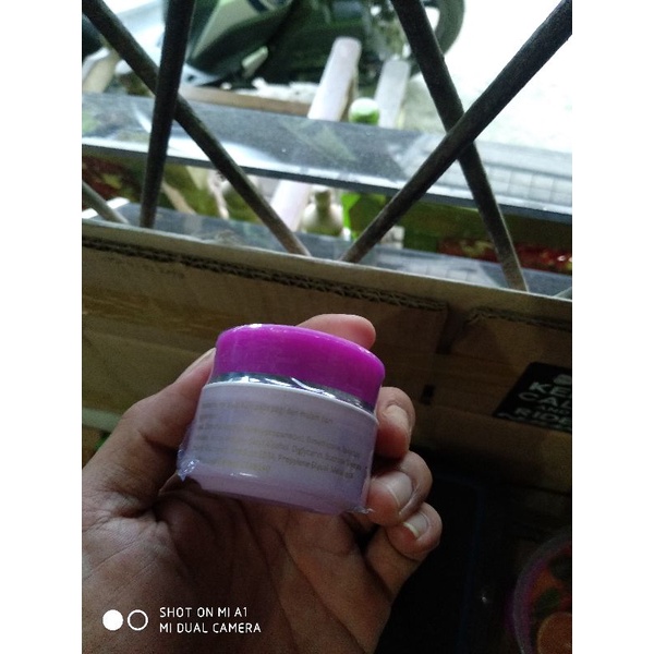 Cream UBC / crim Ubc