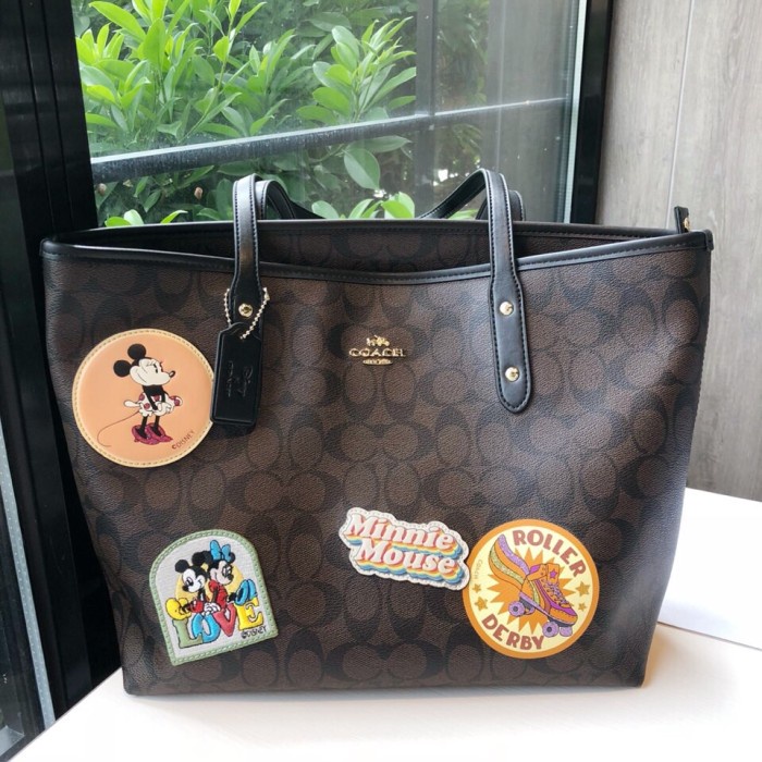 C0ach x Disney Tote Minnie Patches City Zip