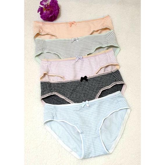 SALE CELANA DALAM YOUNG HEARTS KOTAK-KOTAK