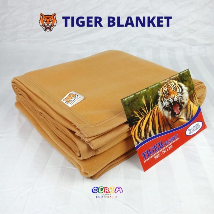 Blanket Selimut Dewasa Polos Flanel Premium Hotel Tiger 160X200 Cm