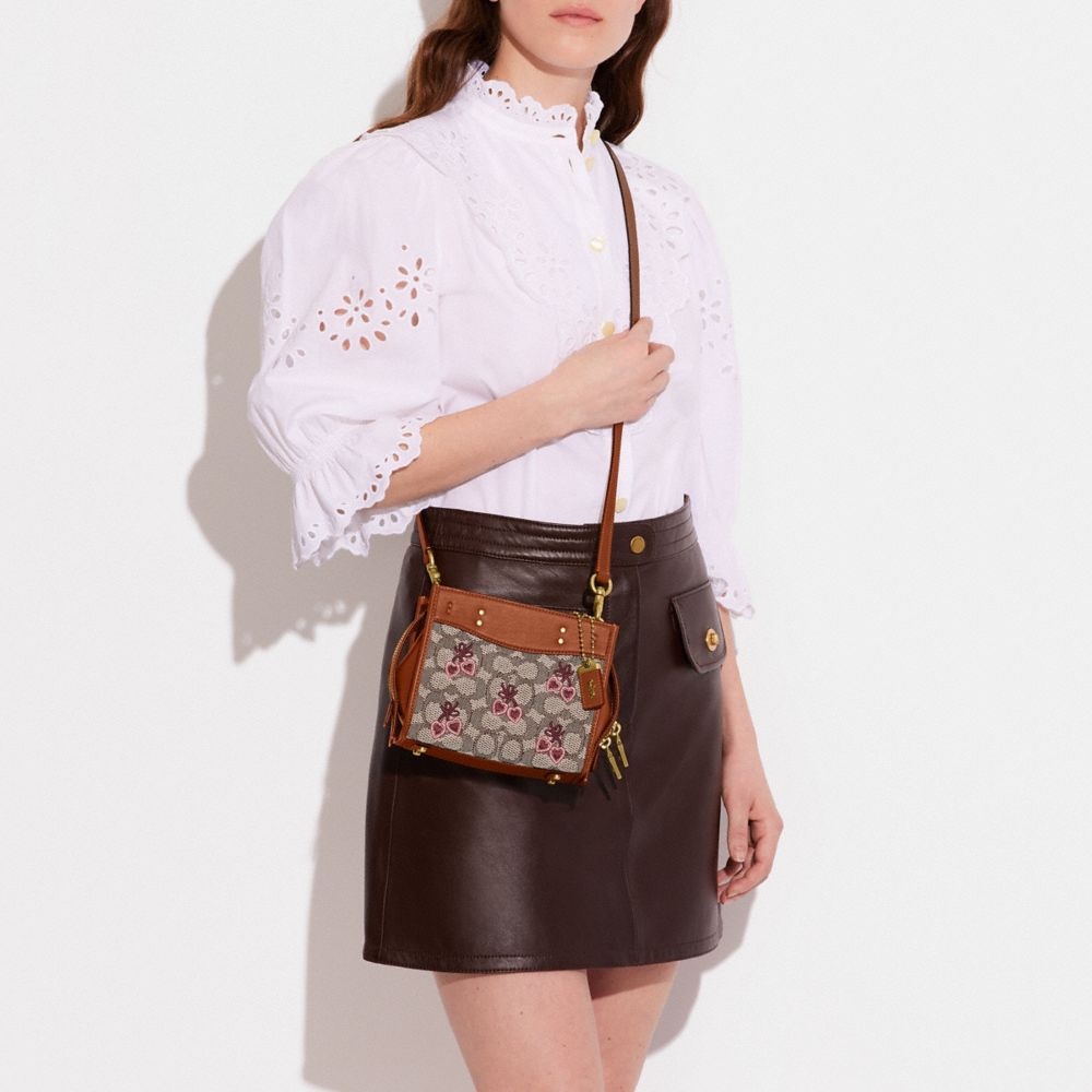 CB844 women bags fashion classic all-match trend new embroidered shoulder messenger bag casual practical exquis