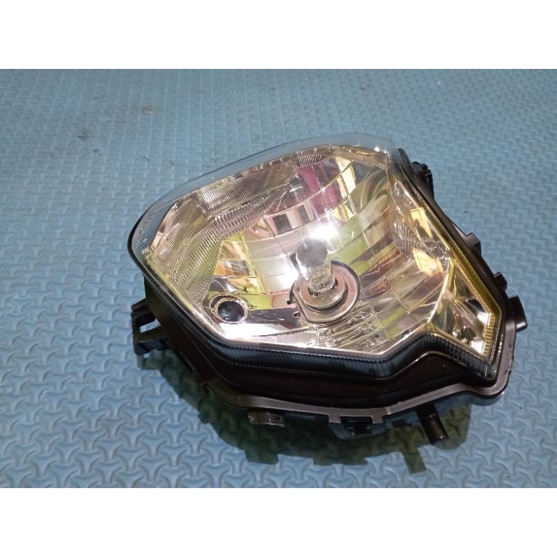 REFLEKTOR LAMPU DEPAN CRF 150 L ORIGINAL