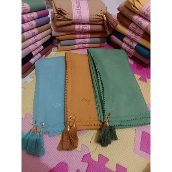 jilbab buat lebaran kerudung segi empat tasel aneka rawis