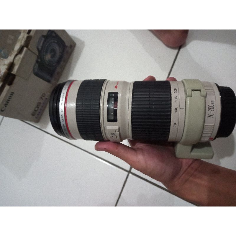 LENSA TELE CANON 70-200MM F4