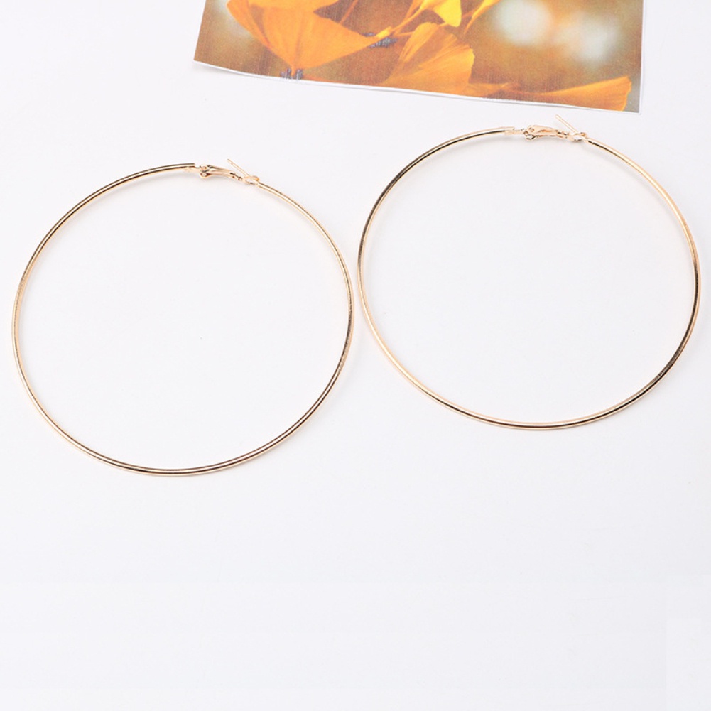 Anting Hoop Bentuk Lingkaran Besar Model Hollow Untuk Wanita