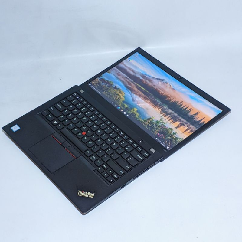 laptop ultrabook premium lenovo thinkpad T480s  - core i7 gen8 - ram 16gb - ssd 256gb