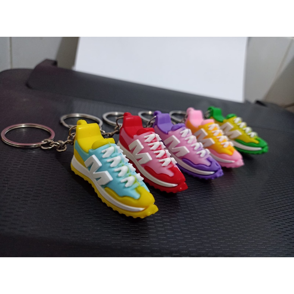 GANTUNGAN KUNCI SEPATU JORDAN/KEYCHAIN SNEAKERS/GANTUNGAN KUNCI