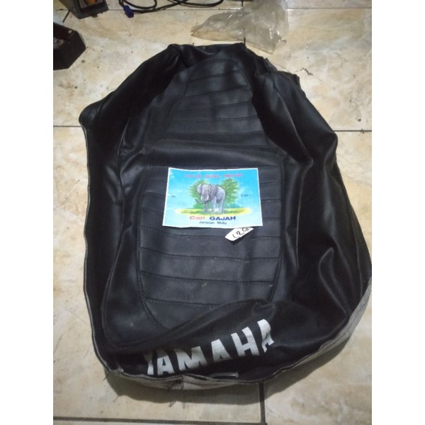 cover jok kulit jok sarung jok Yamaha l2g l2s