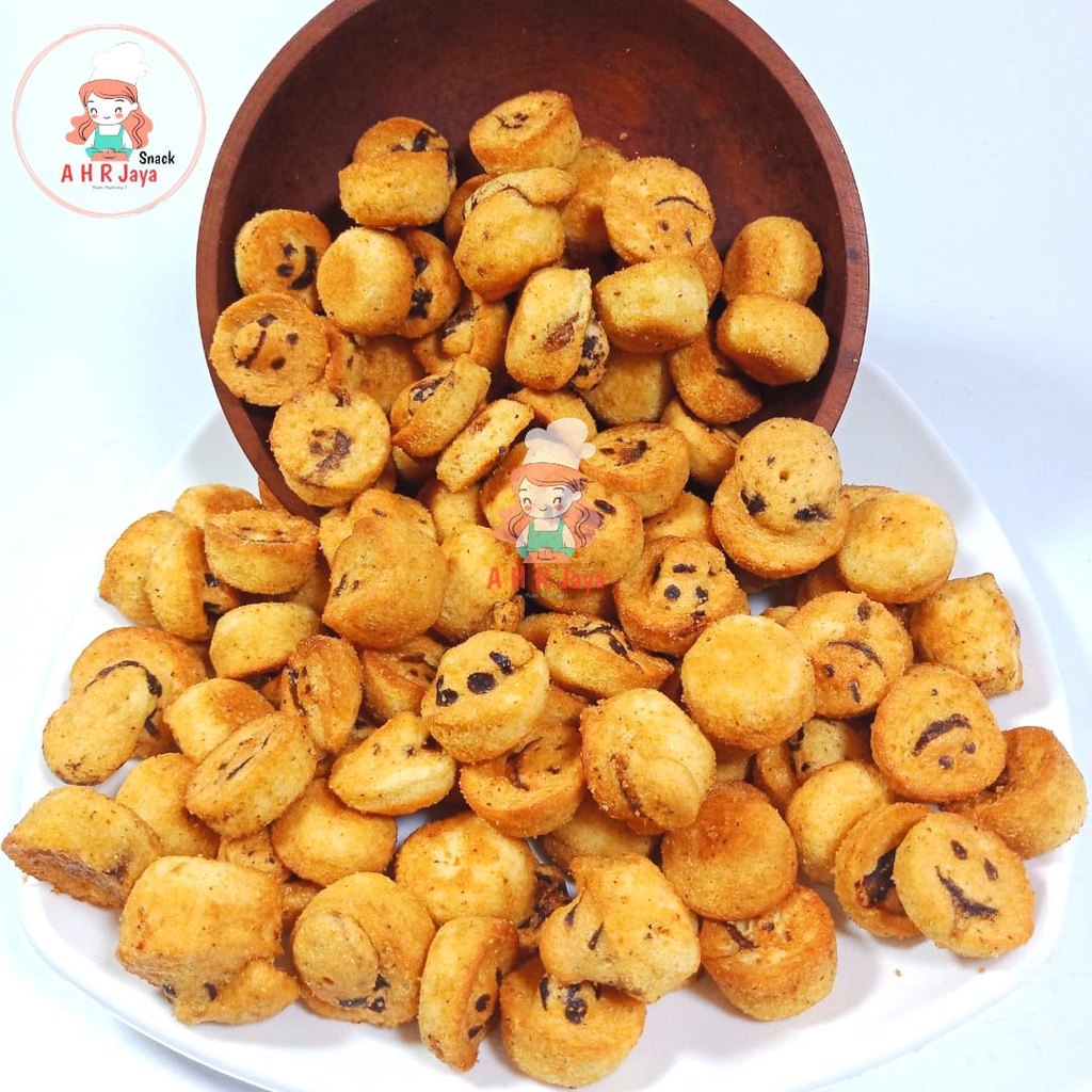 

Bolu Manalagi 500 gr / Bolu Kering Smile Bagelen Enak Kiloan Murah / Bolu Mini Smile