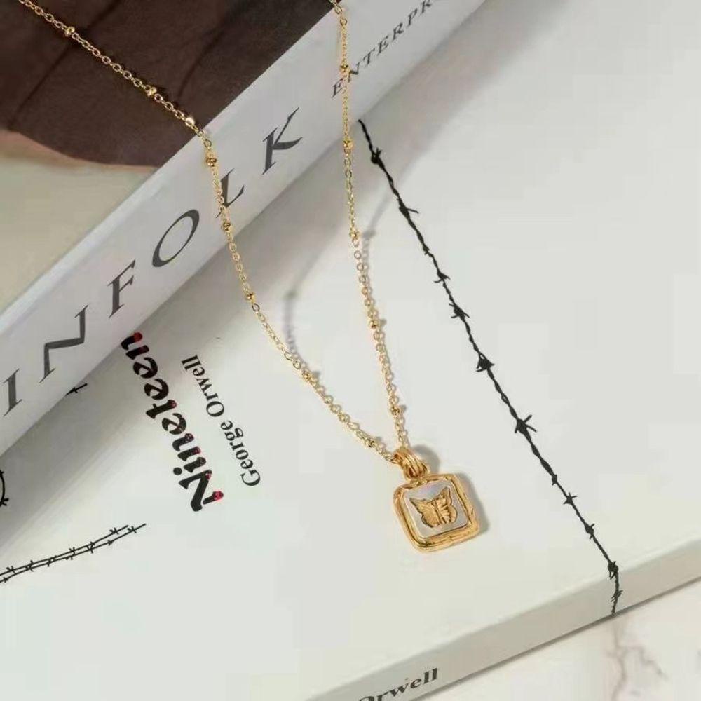 NEEDWAY Needway Kalung Emas Mewah Indah Persegi Liontin Wanita Kalung Geometris Perhiasan Hadiah Gaya Korea Kalung