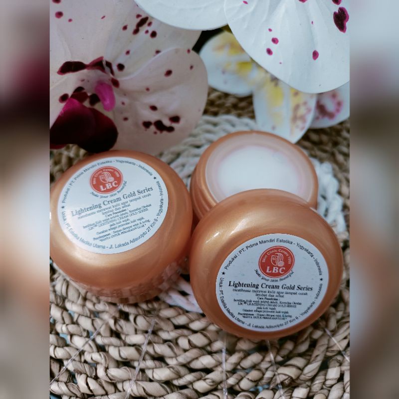 LBC krim pagi lightning pencerah whitening