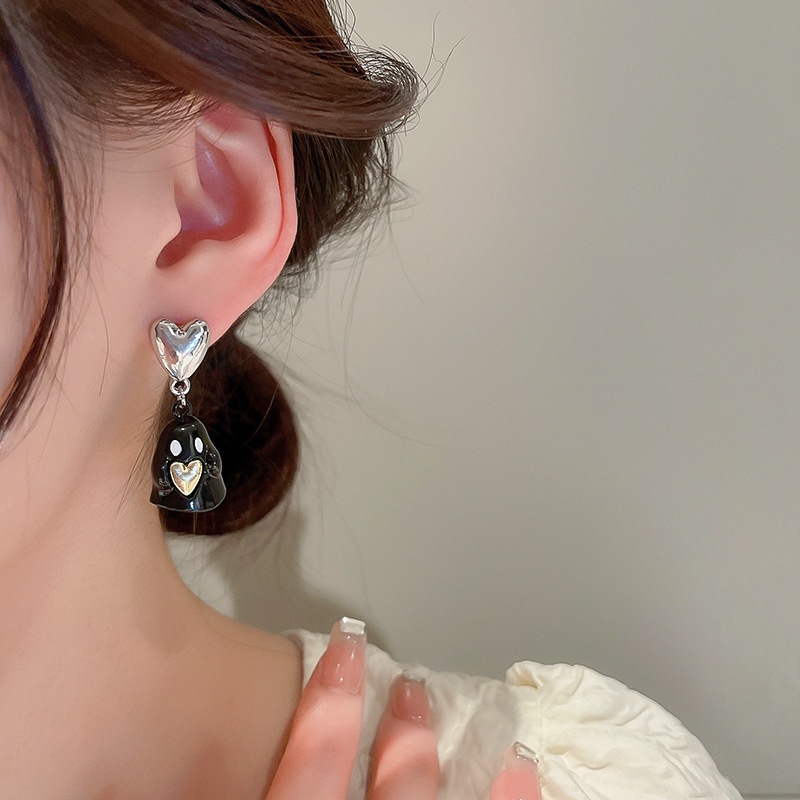 Anting Tusuk Motif Hantu Hati Lucu Ala Harajuku Warna Hitam Untuk Wanita