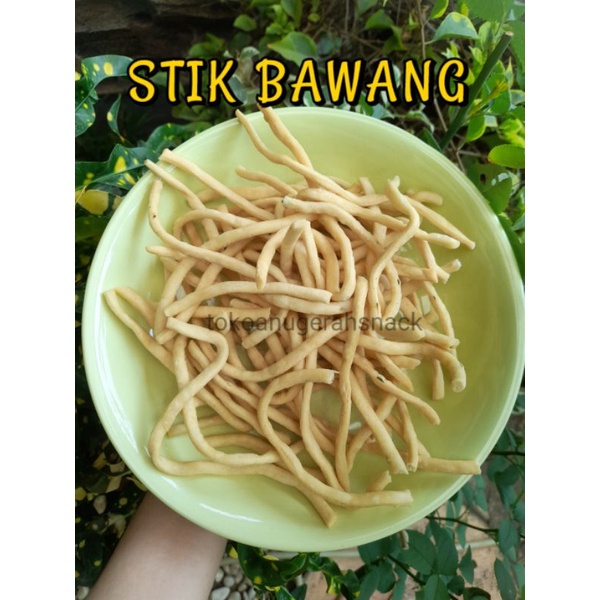 

STIK BAWANG 250Gram | STIK BAWANG GURIH | STIK DAUN JERUK | TOKO ANUGERAH SNACK