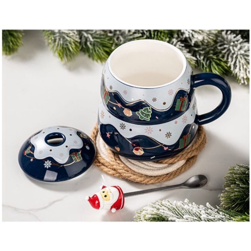 

MUG NATAL CHRISTMAS 500ML PLUS SENDOK TUTUP SANTA KLAUS /HADIAH TUKAR KADO NATAL