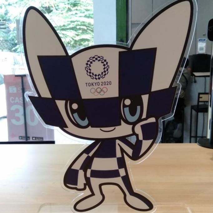 

Mascot Standing