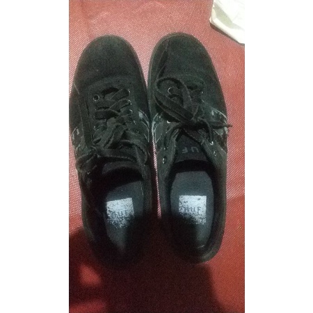 sepatu huf second