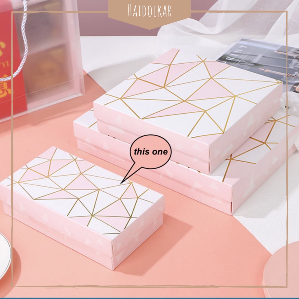 

Box kue vintage kotak hadiah box cokelat kotak souvenir box bingkisan pesta