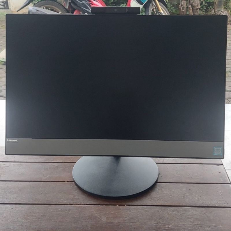 All in one full scren i3 gen 8
