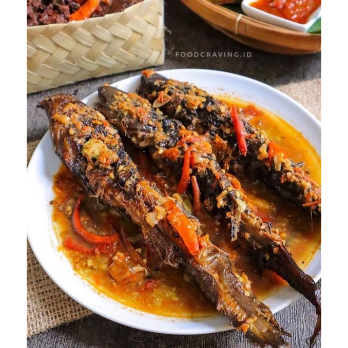 

MANGUT LELE MBOK MARTO FROZEN OLEH OLEH JOGJA