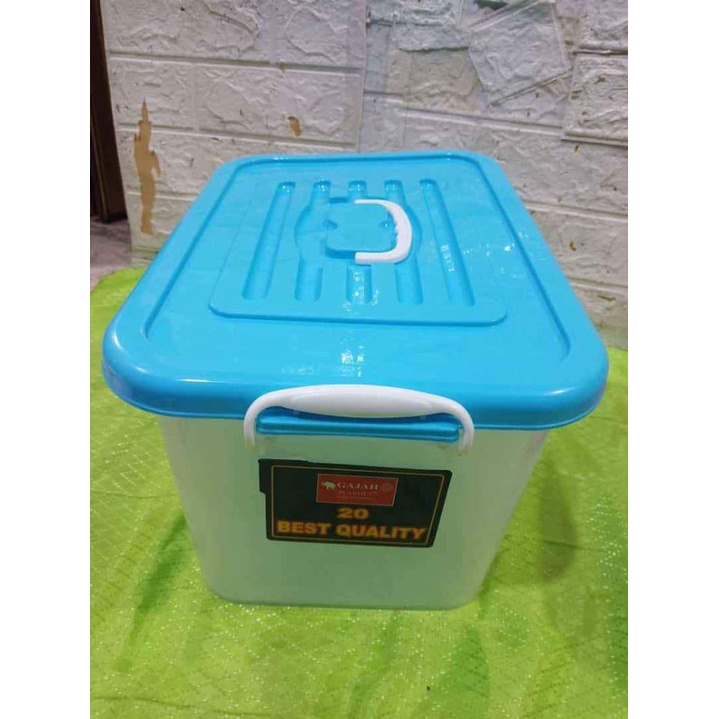 Box container merk gajah 20 liter BATAM