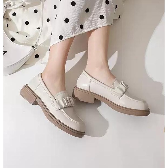 Sepatu Wanita Loafers 2022 / Sepatu Korea New Style Fashion DM 26