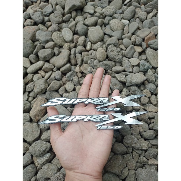 EMBLEM SUPRA X 125D