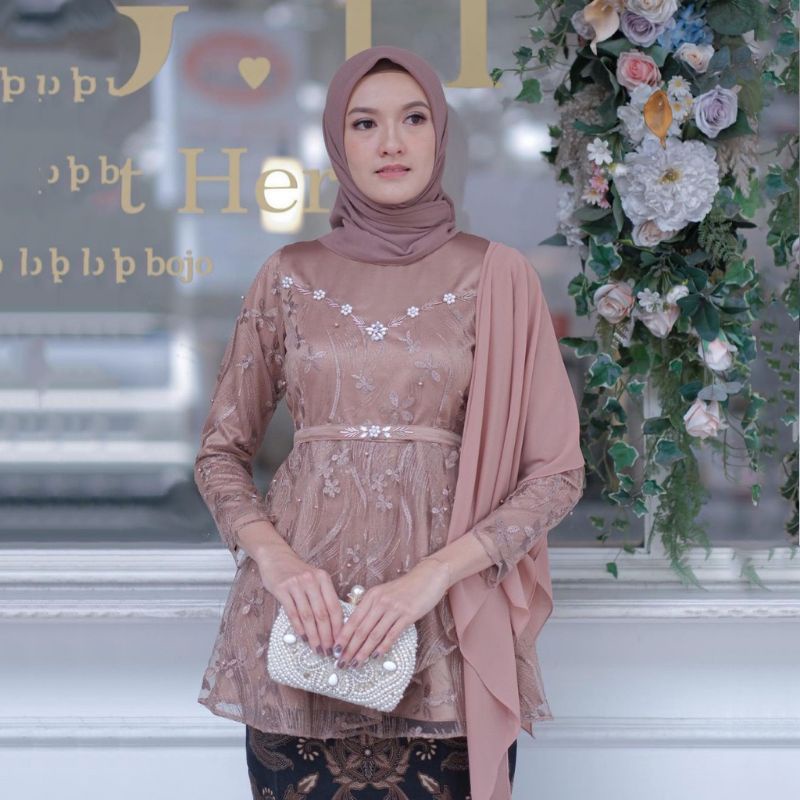 New Arrival - Kebaya Brukat Warna Rose - Kebaya Tille Brokat Mutiara - Kebaya Rok Batik Modern - Kebaya Wisuda Modern Kekinian Termurah