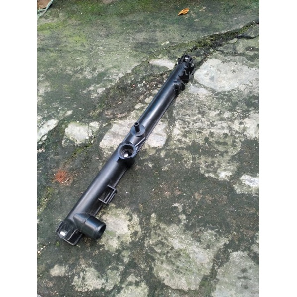 UPPER TANK RADIATOR DMAX/COVER RADIATOR ISUZU DMAX